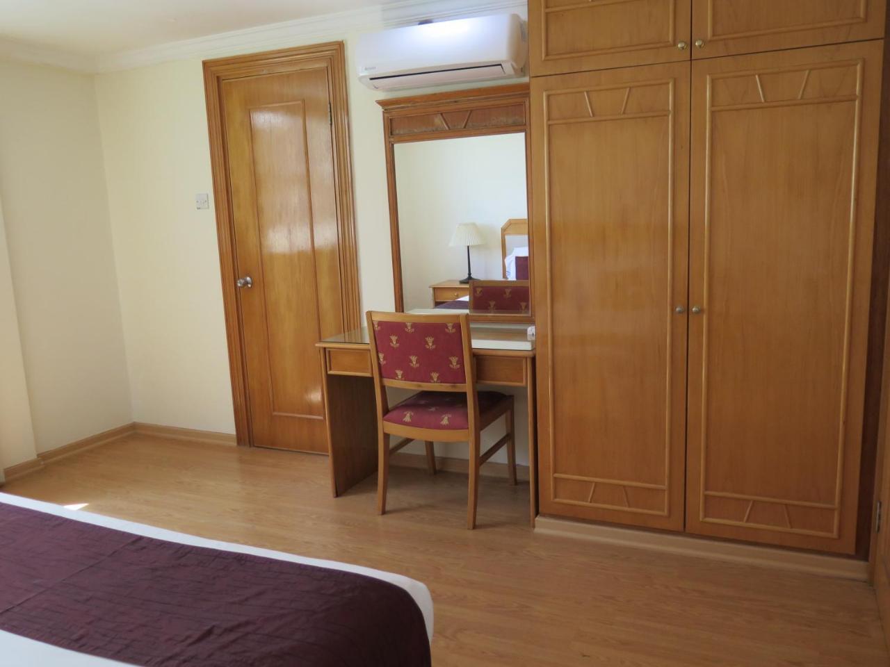 Sea View Resort Hotel & Apartments Kuala Belait Exterior foto